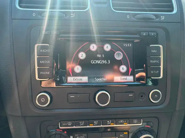 Volkswagen Golf view 13