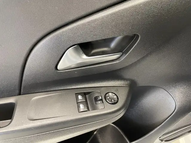 Opel Corsa view 14