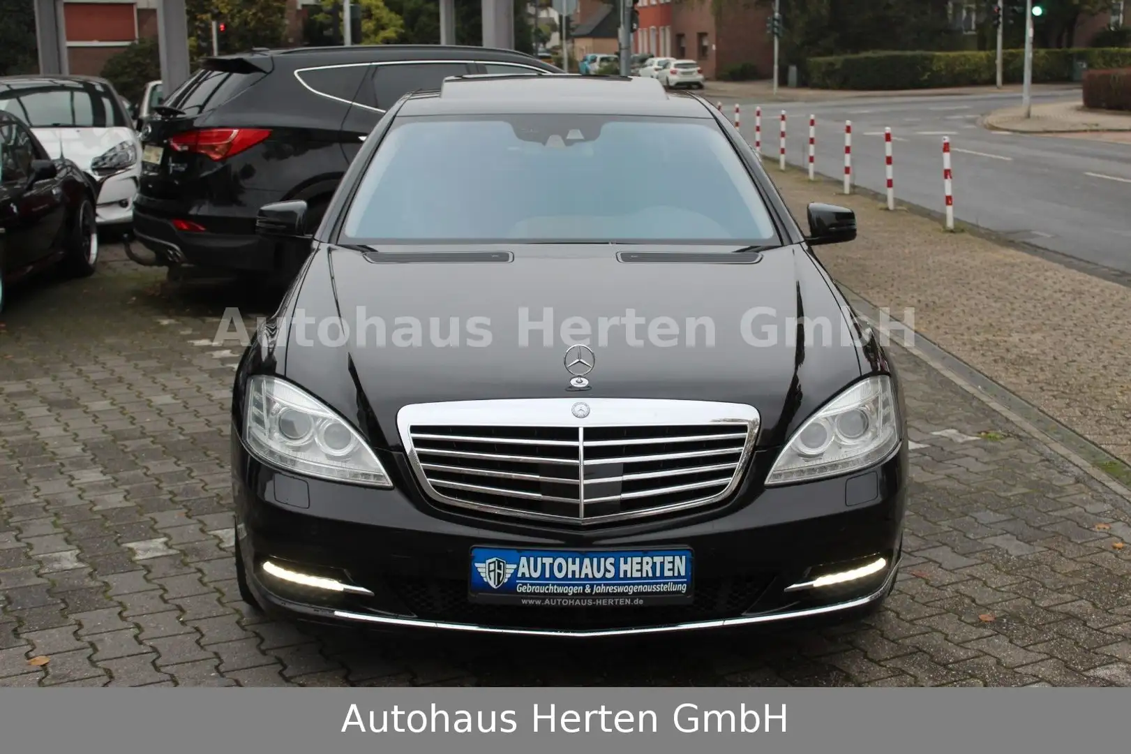 Mercedes-Benz S 400 Hybrid*NIGHT*NAVI*DISTRONIC*ESSD*AMG ALU* Zwart - 2