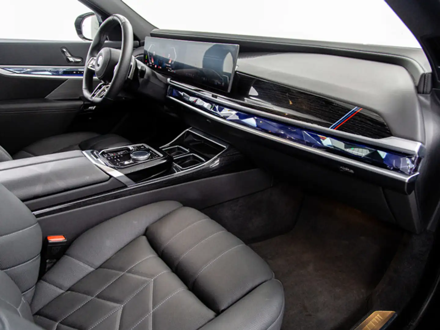 BMW 740 740dA xDrive Negro - 2