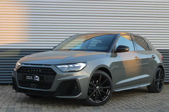 Audi A1 Sportback 35 TFSI 3x S-line | Edition one | Camera