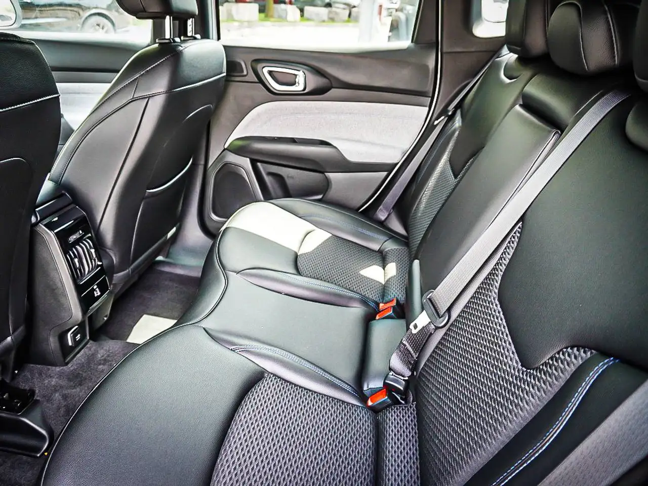 Jeep Compass fotografie Jeep Compass