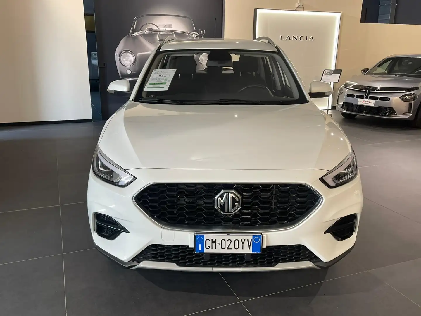 MG ZS 1.5 Comfort GPL White - 2