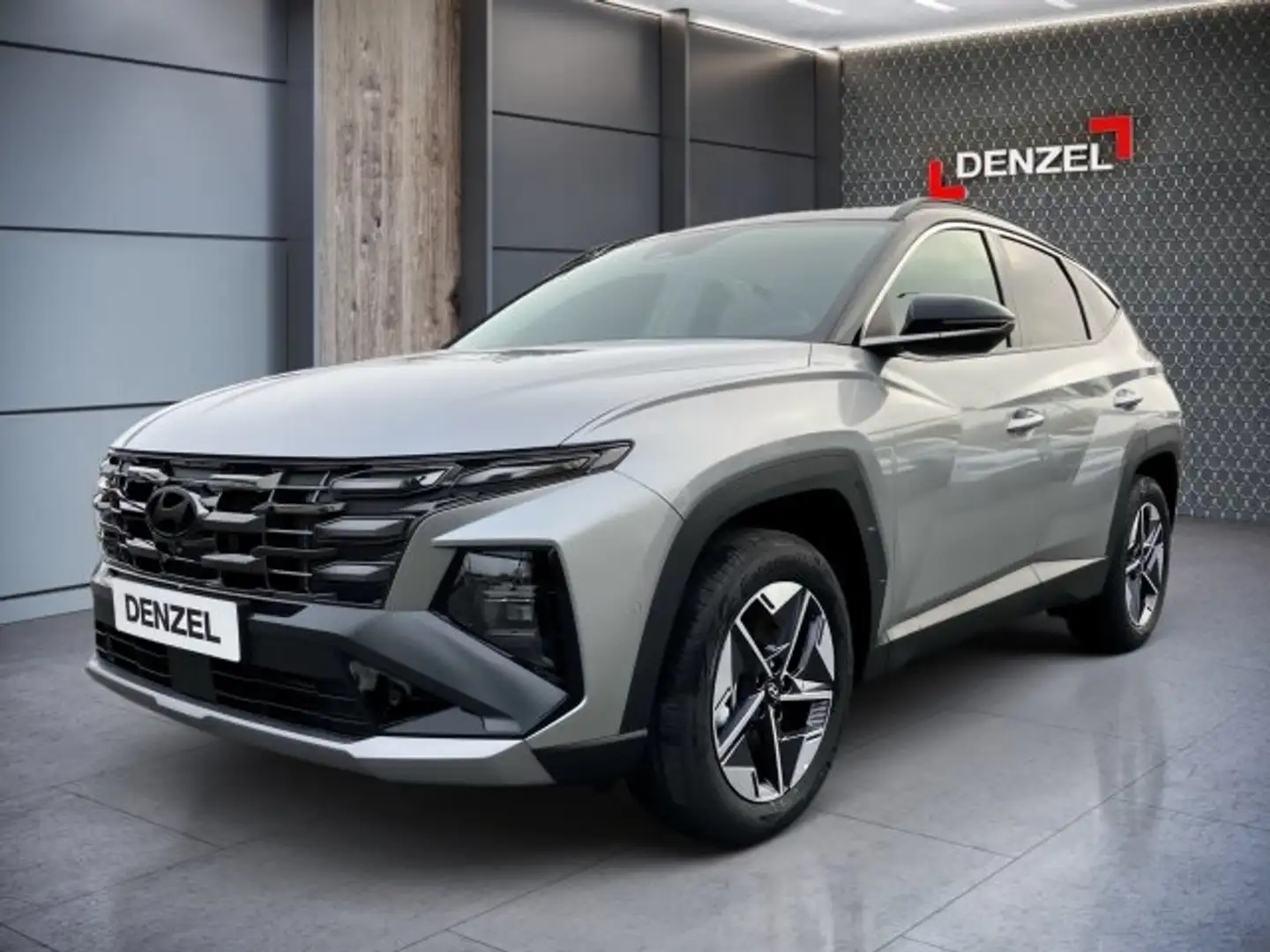 Hyundai TUCSON NX4 GO Plus 1,6 T-GDi PHEV 4WD AT Silber - 1