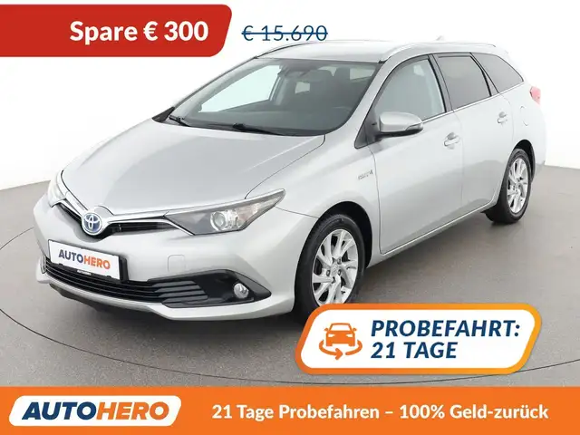 Toyota Auris 1.8 Hybrid Active