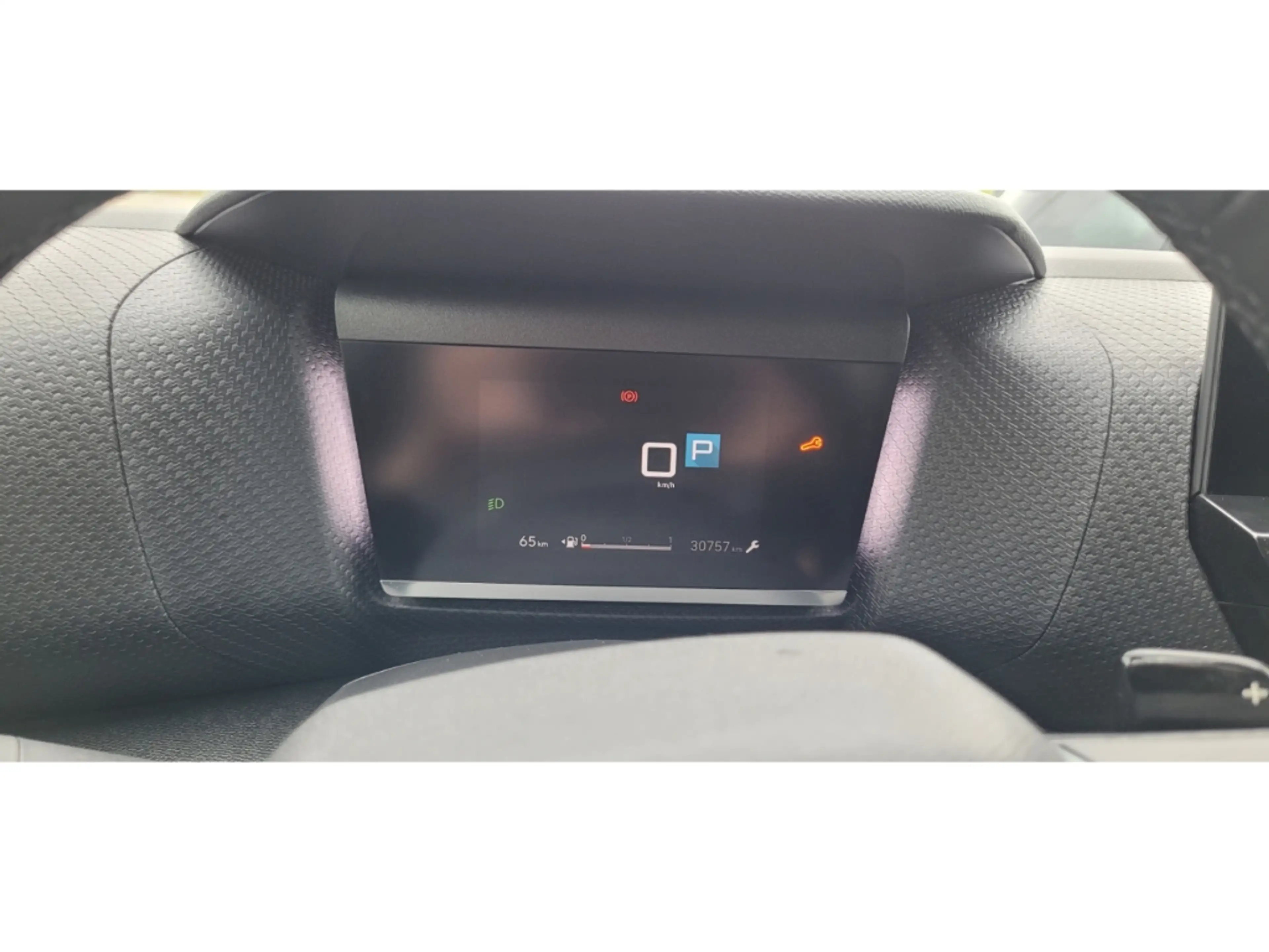 Citroen C4 PureTech 130 S&S EAT8 Max HUD Navi Digitales Cockp — photo 12