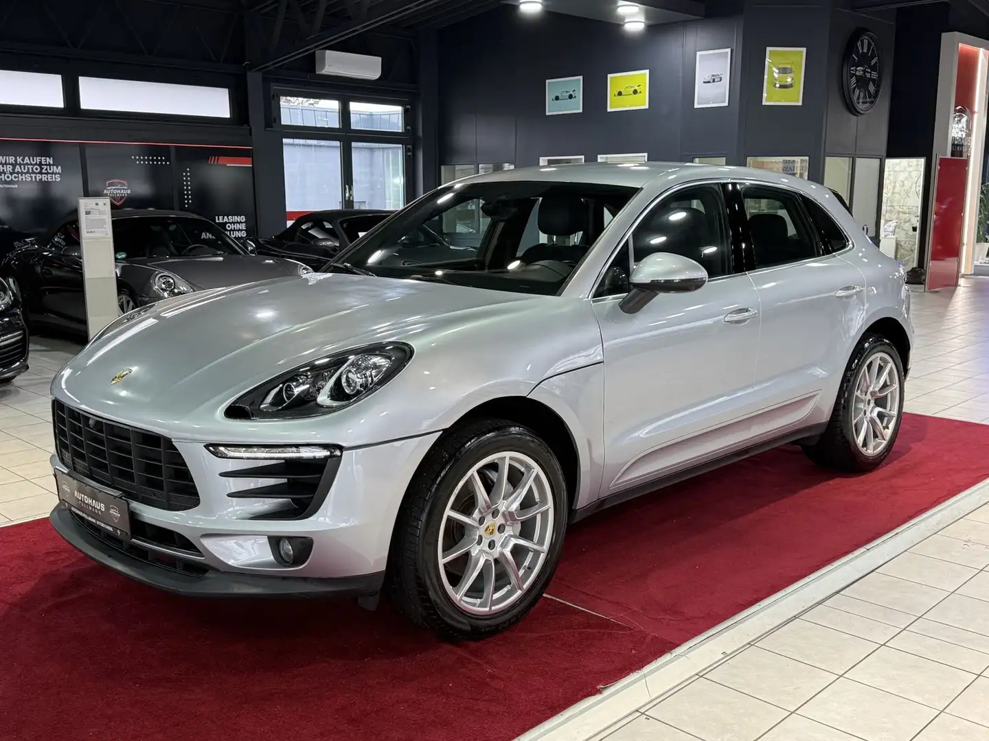 Porsche Macan PDK+Sitzkühlung+ALLRAD Silber - 1