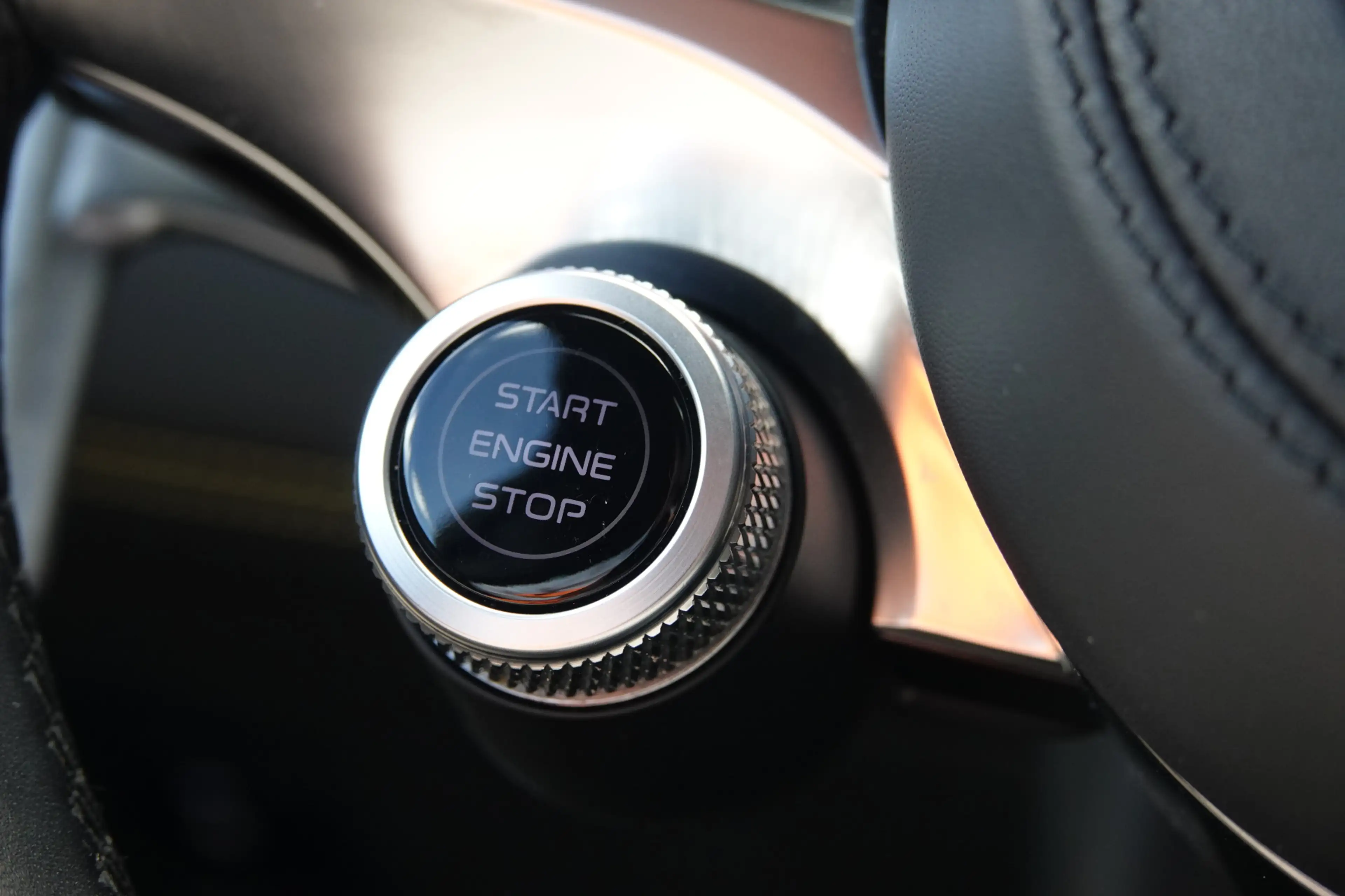 Maserati Grecale 2.0 MHEV Modena | Panodak | Alcantara | Sonus | Ve — photo 19