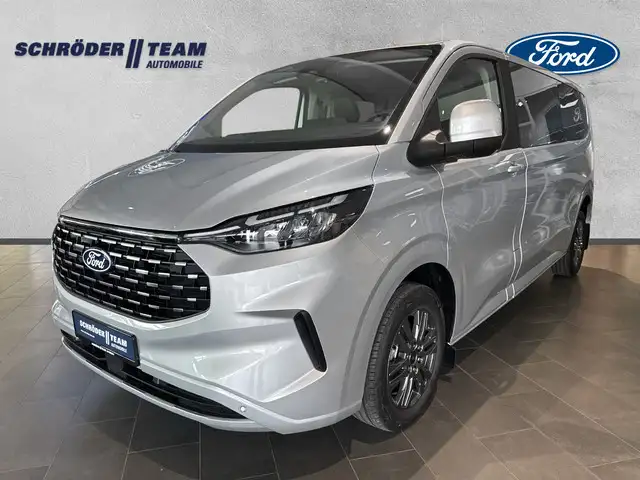 Ford Tourneo Custom Titanium 8-Sitzer