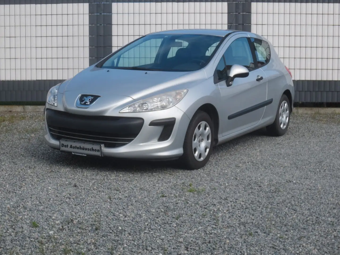 Peugeot 308 Silber - 1