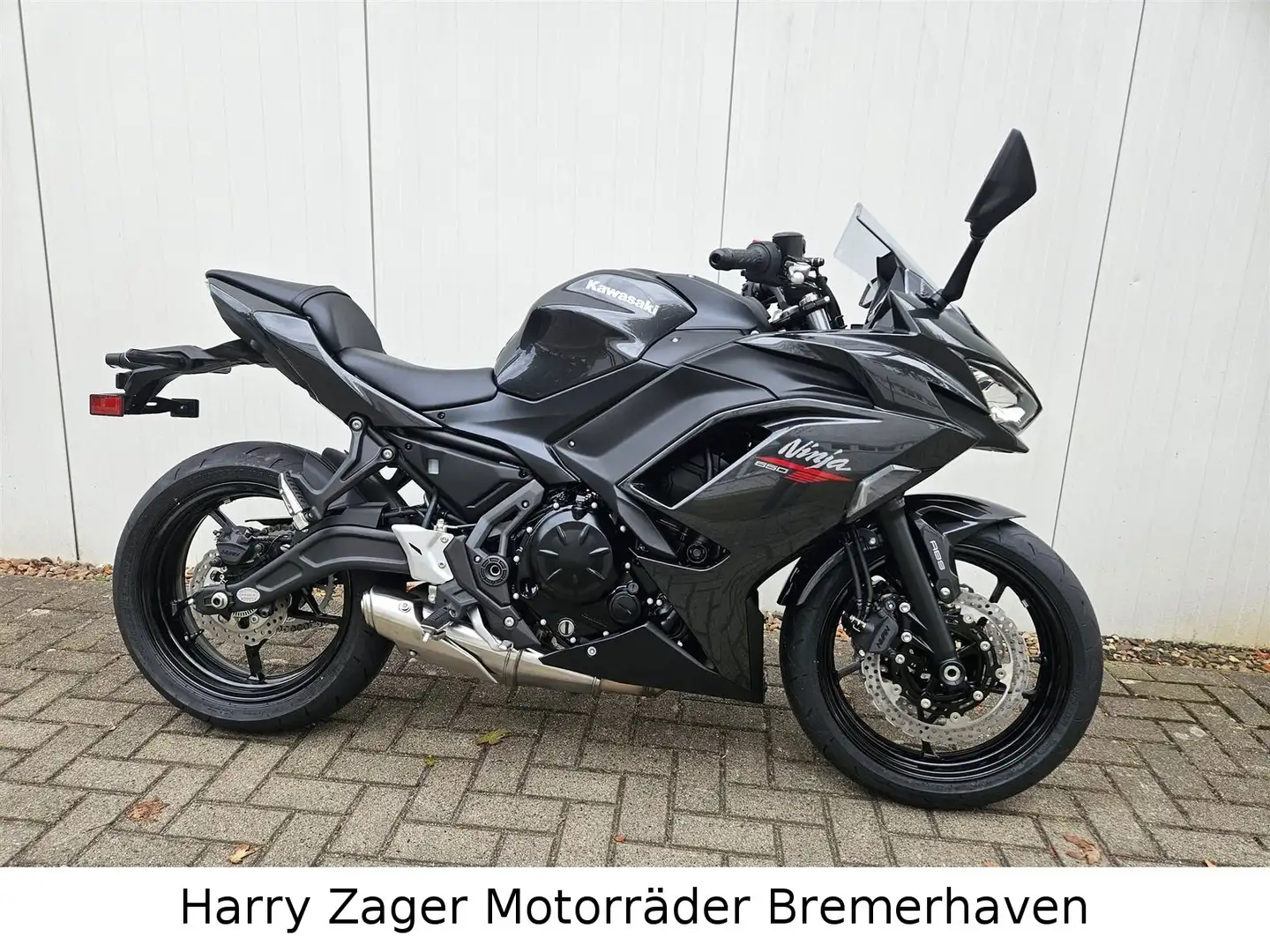 Kawasaki Ninja 650 LIEFERBAR! Starterbonus 650,- Euro! Czarny - 1
