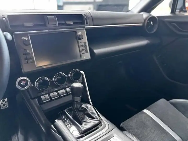 Toyota GR86 2023, foto 6