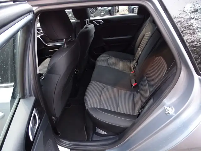 Kia Ceed view 7