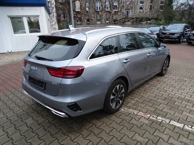 Kia Ceed view 6