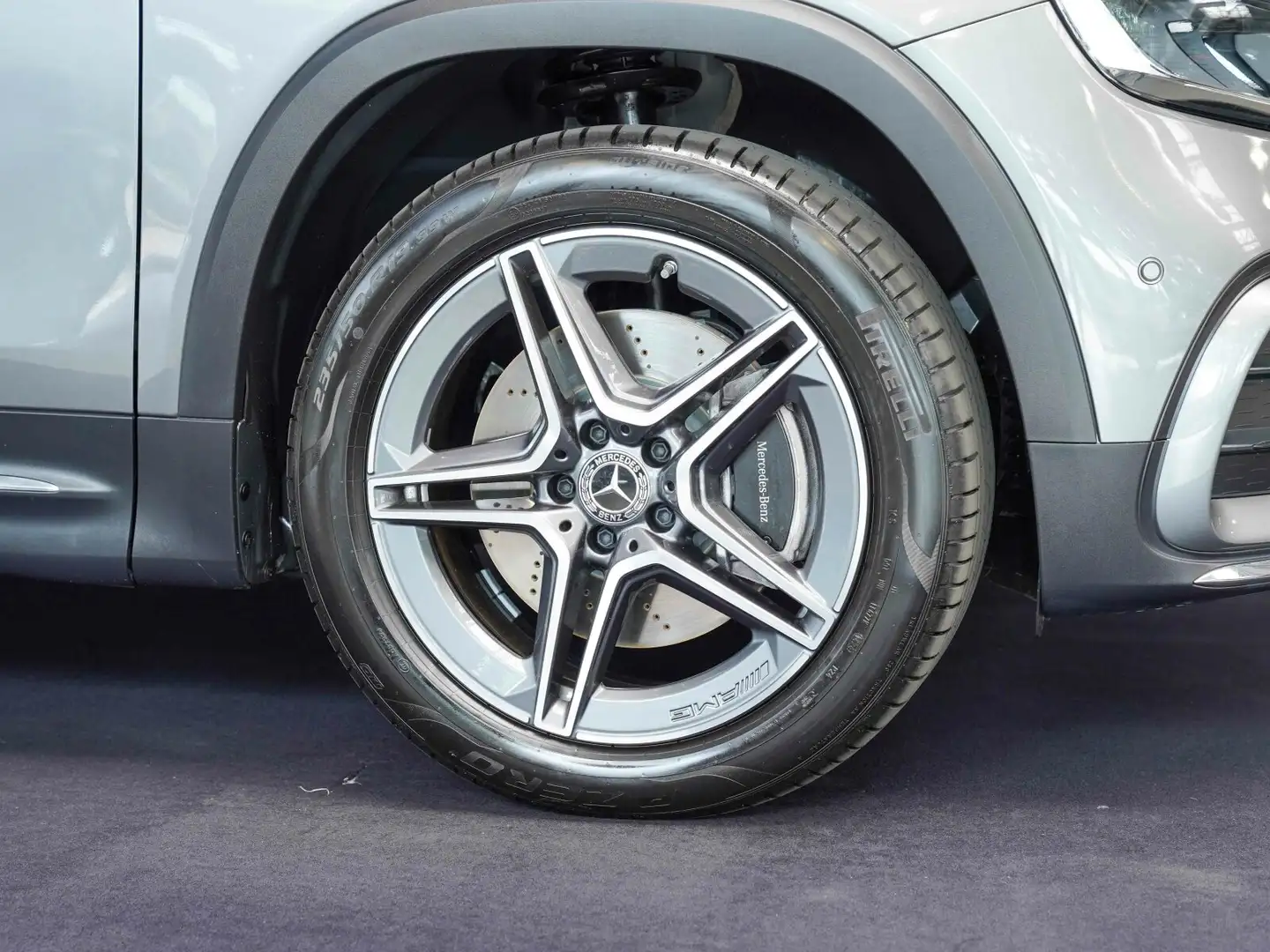 Mercedes-Benz GLB 250 GLB 250 4M AMG Line 360° AHK Memory Fahrassisten Gris - 2