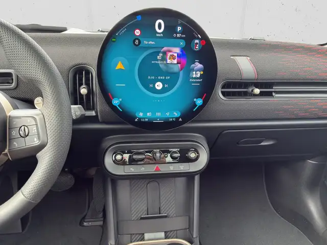 Mini Hatch view 13