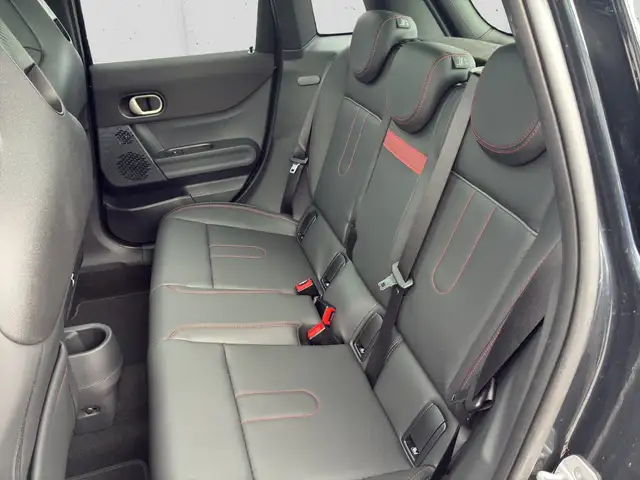 Mini Hatch view 16