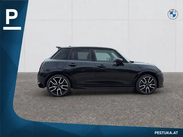 Mini Hatch view 3