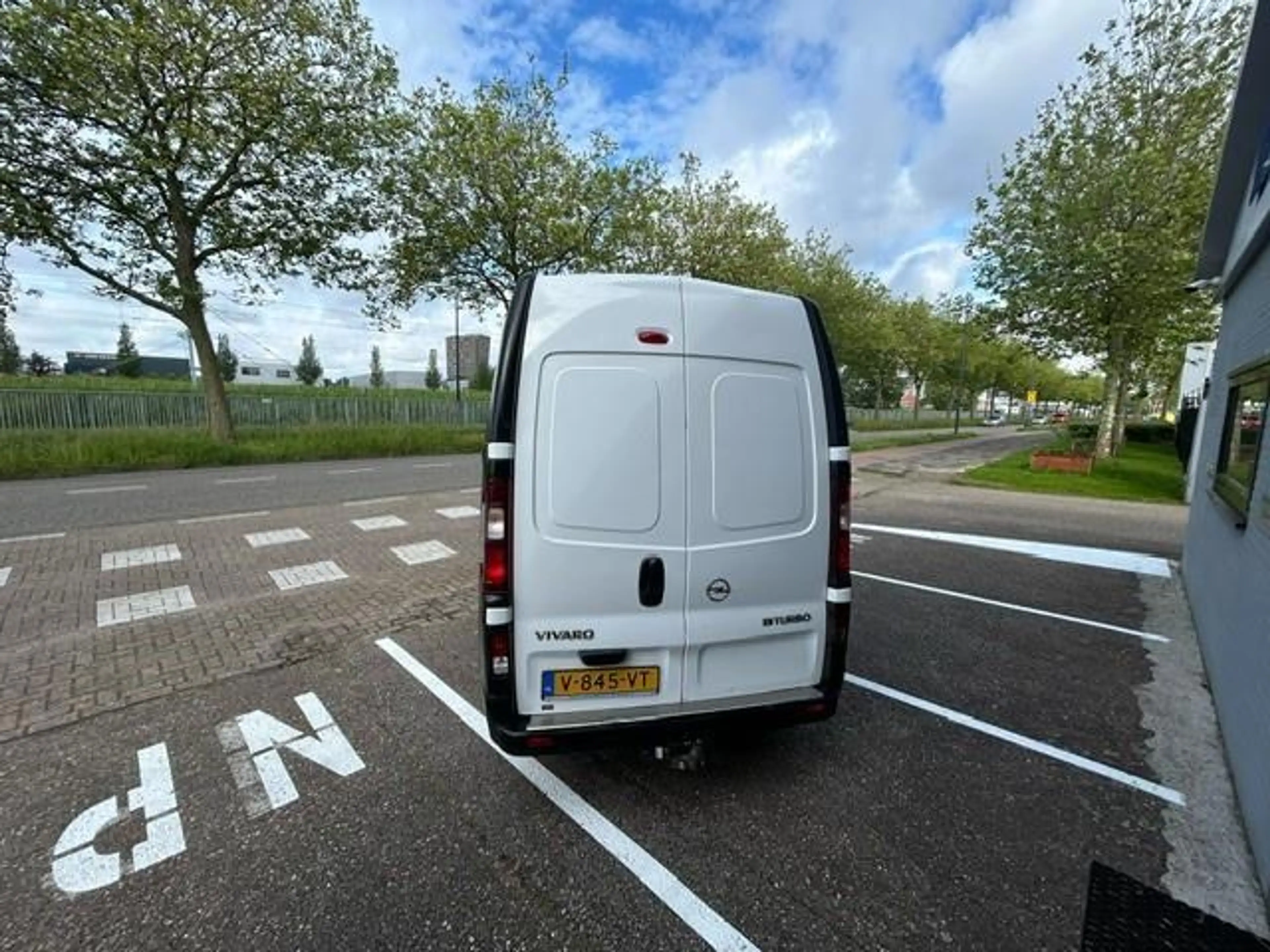 Opel Vivaro 1.6 CDTI L2H2Eco perfect voor camper — photo 3