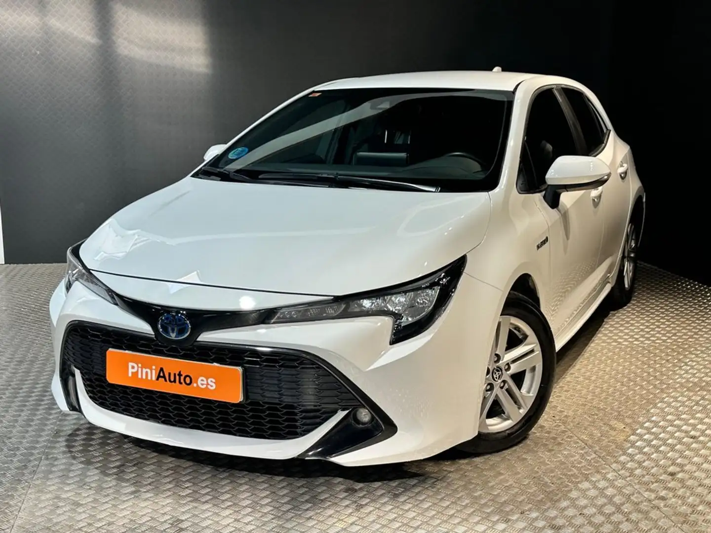 Toyota Corolla 1.8 125H ACTIVE TECH E-CVT Blanco - 1