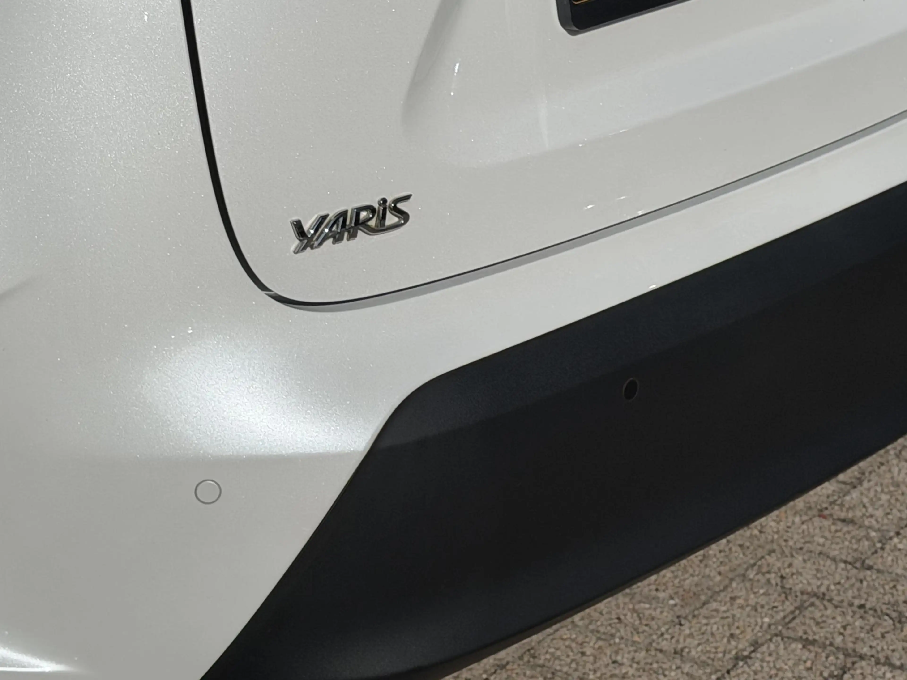 Toyota Yaris Cross 1.5 Hybrid Executive Eerste Eig NL PDC HUD Navi — photo 14