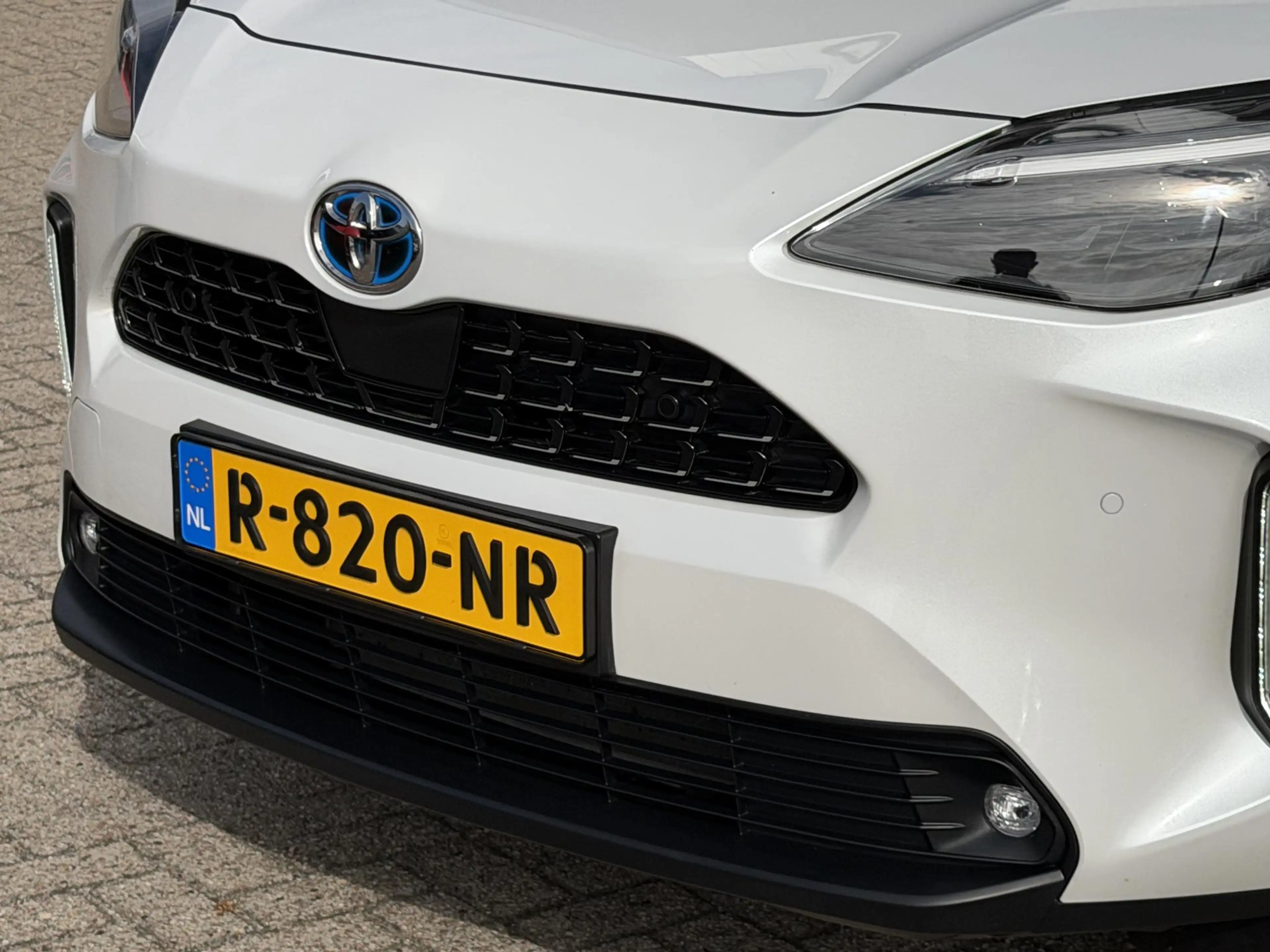 Toyota Yaris Cross 1.5 Hybrid Executive Eerste Eig NL PDC HUD Navi — photo 11