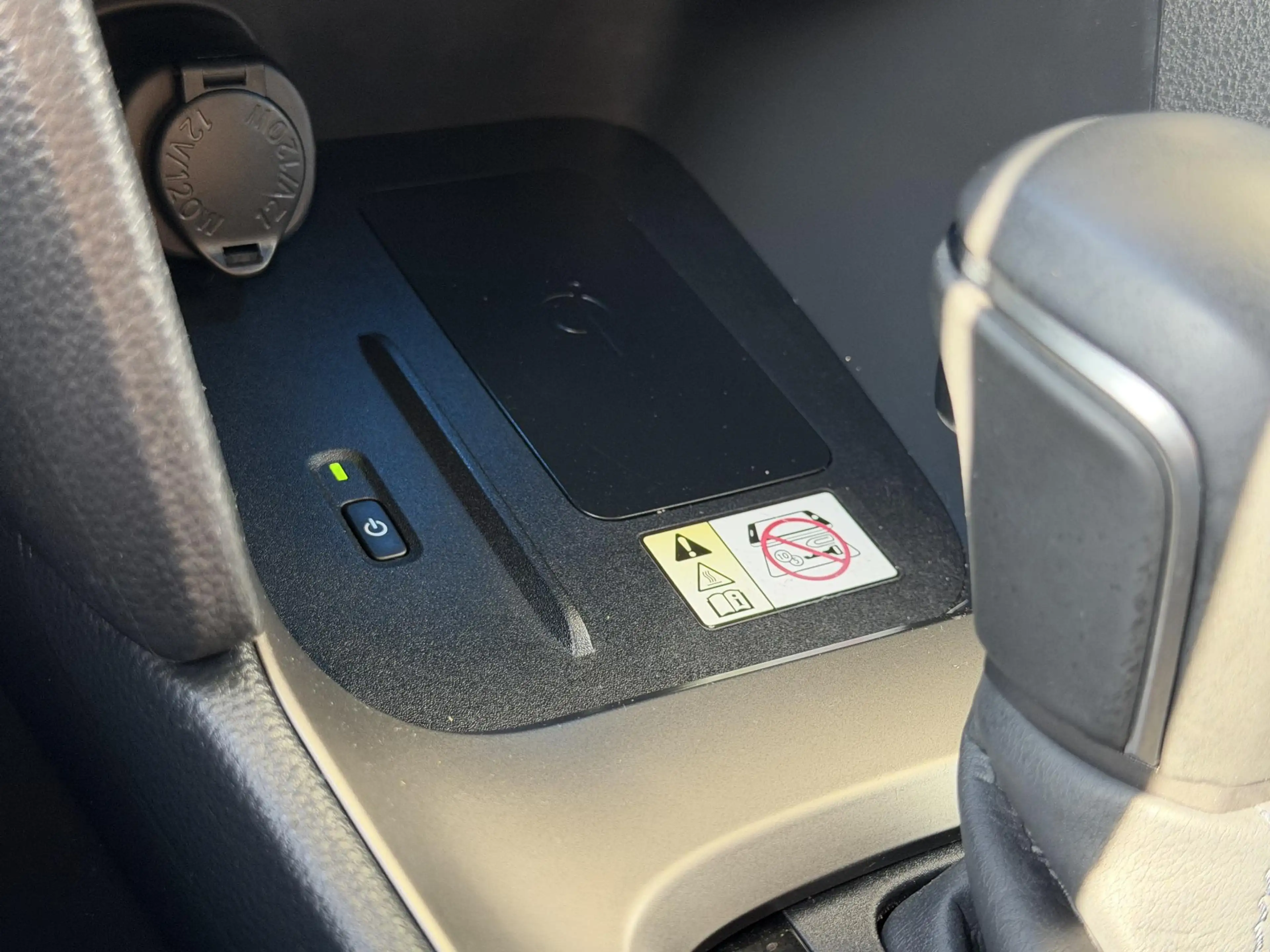Toyota Yaris Cross 1.5 Hybrid Executive Eerste Eig NL PDC HUD Navi — photo 6