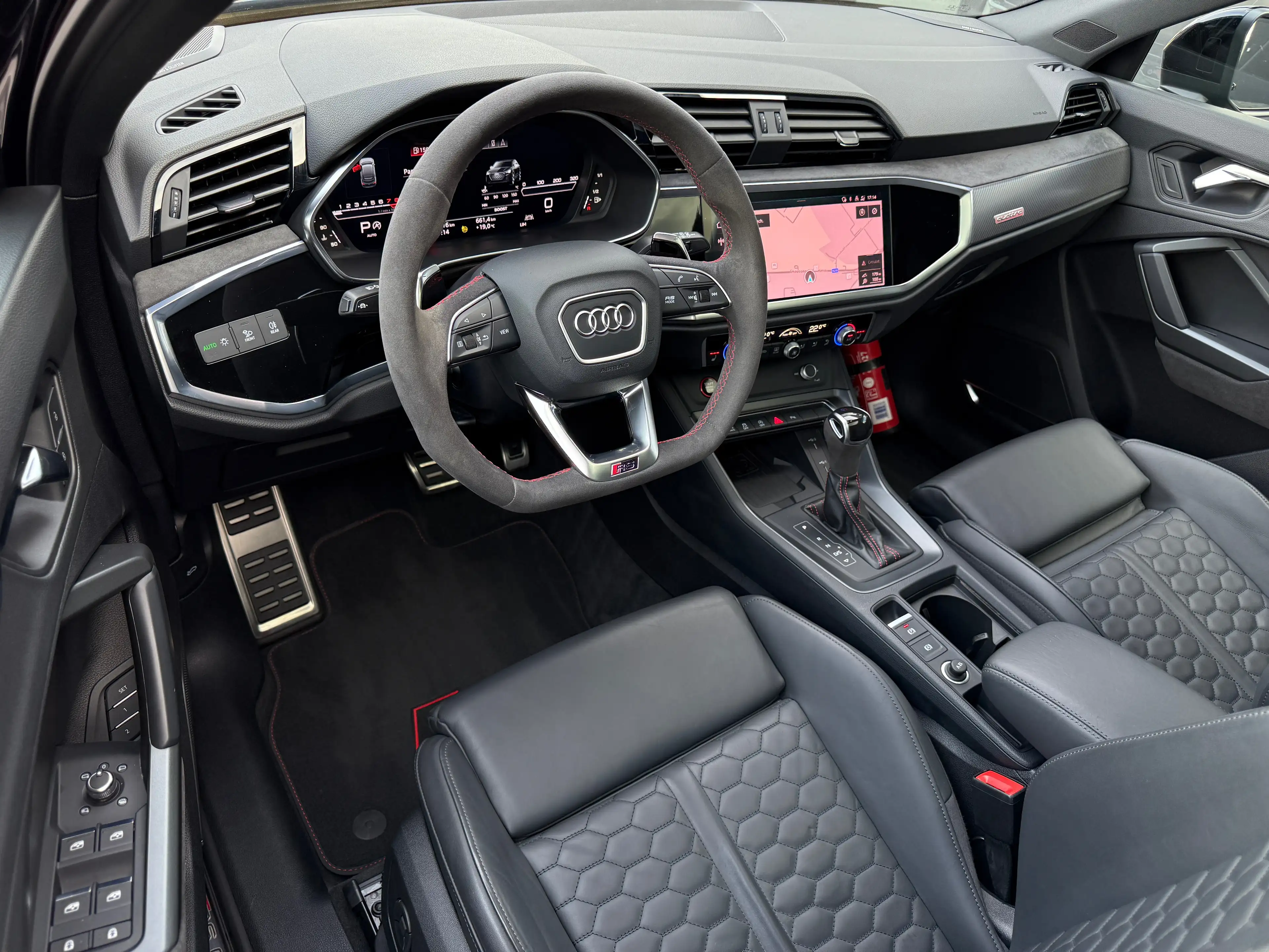 Audi RS Q3 2.5 TFSi 400CV SHADOW PLUS !! FULL FULL OPTiONS !! — photo 14