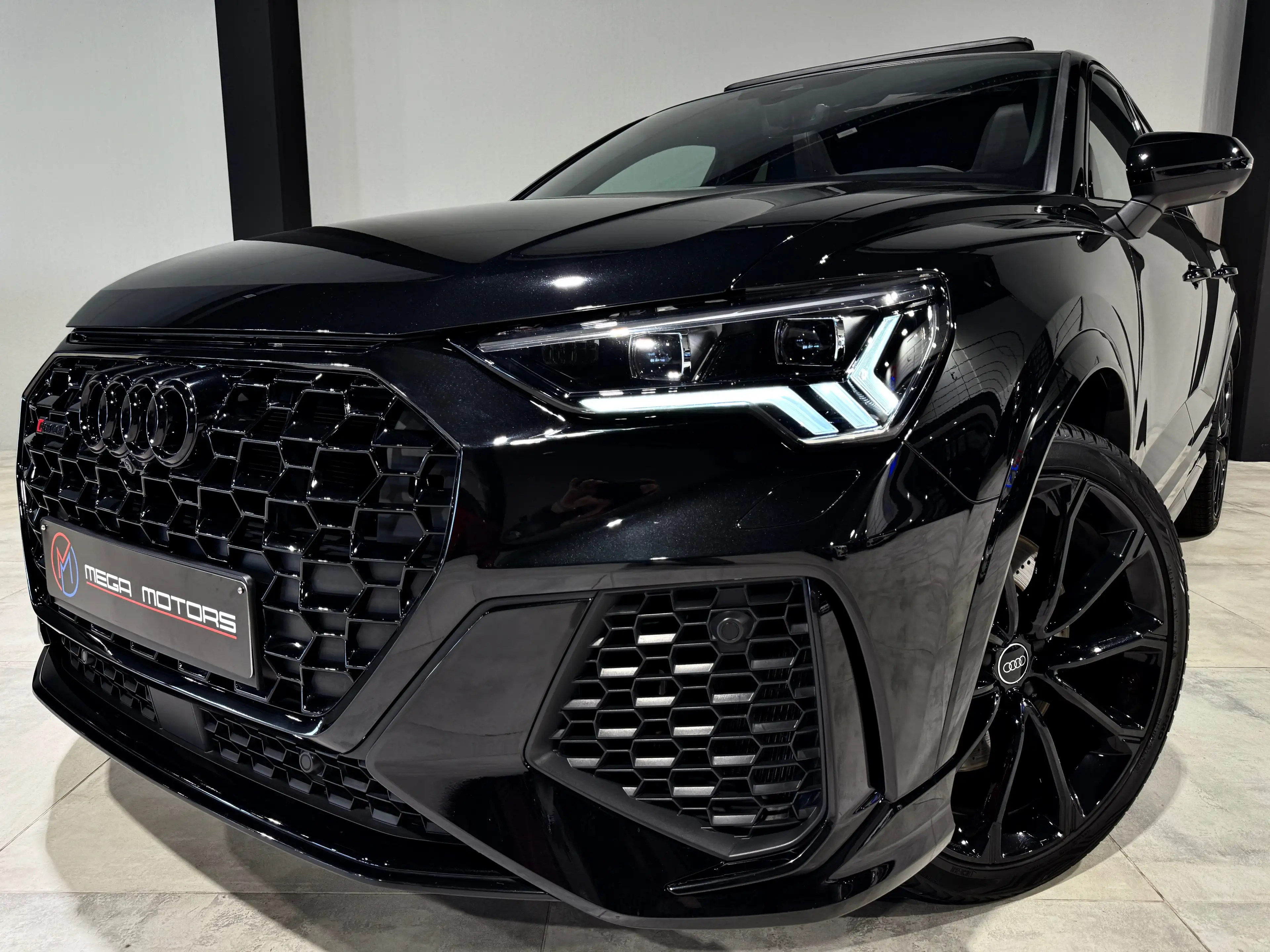 Audi RS Q3 2.5 TFSi 400CV SHADOW PLUS !! FULL FULL OPTiONS !! — photo 3