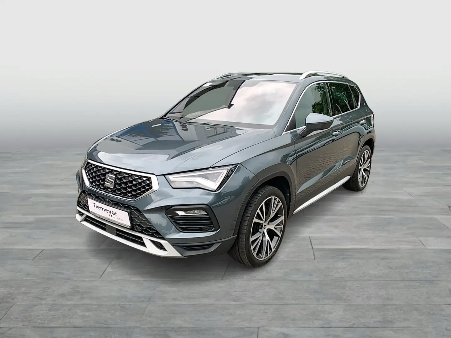 SEAT Ateca 2.0 TSI DSG 4D XPERIENCE VIRTUAL LM19 AHK Grau - 2