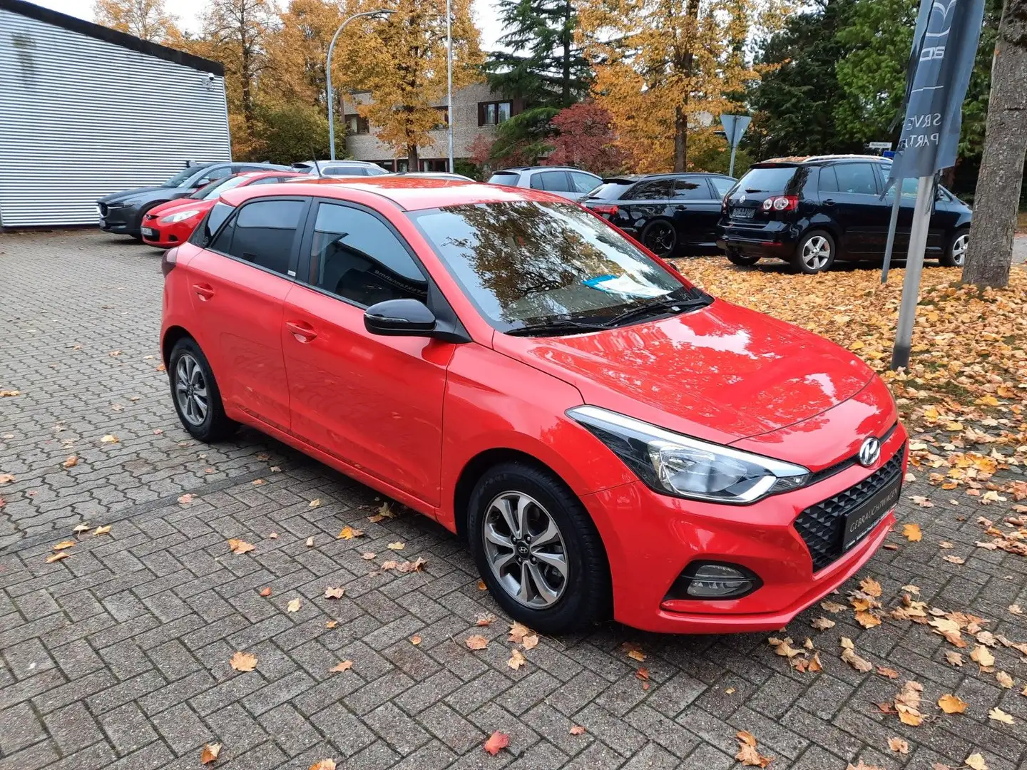 Hyundai i20 Advantage Automatik Klima+Kamera Rouge - 1
