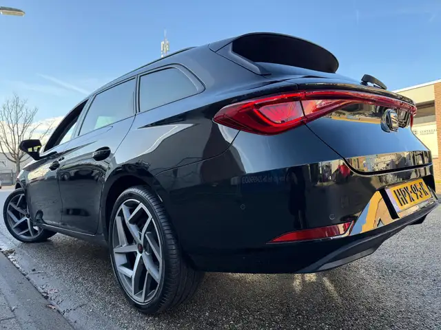 Seat Leon view 8
