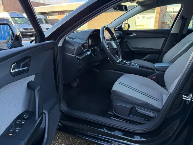 Seat Leon view 12
