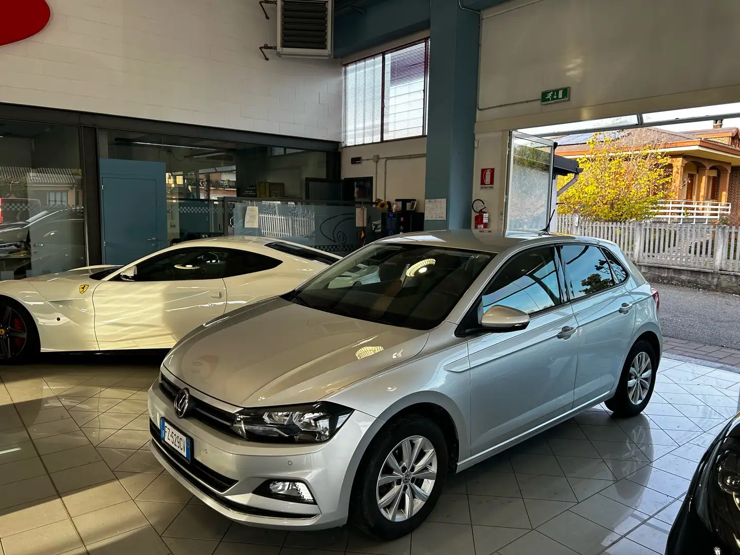 Volkswagen Polo 5p 1.0 tsi Highline 95cv -- Leggere descrizione Argento - 1