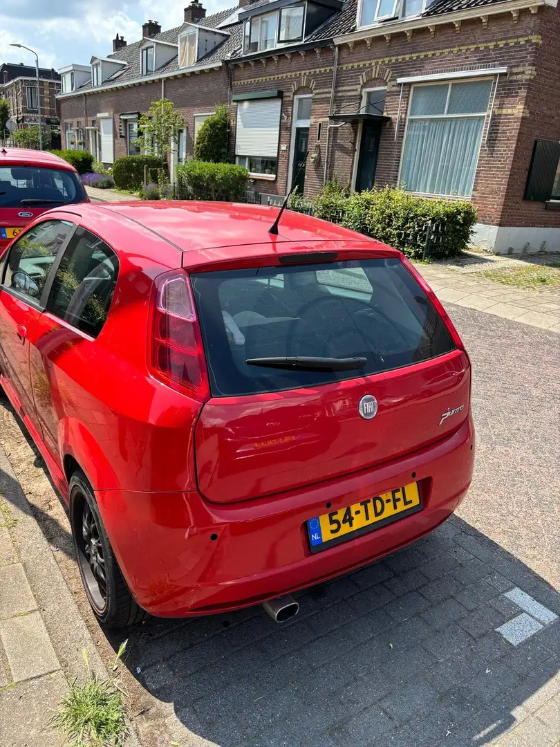 Fiat Grande Punto Punto 1.4-16V Sport Красный - 2