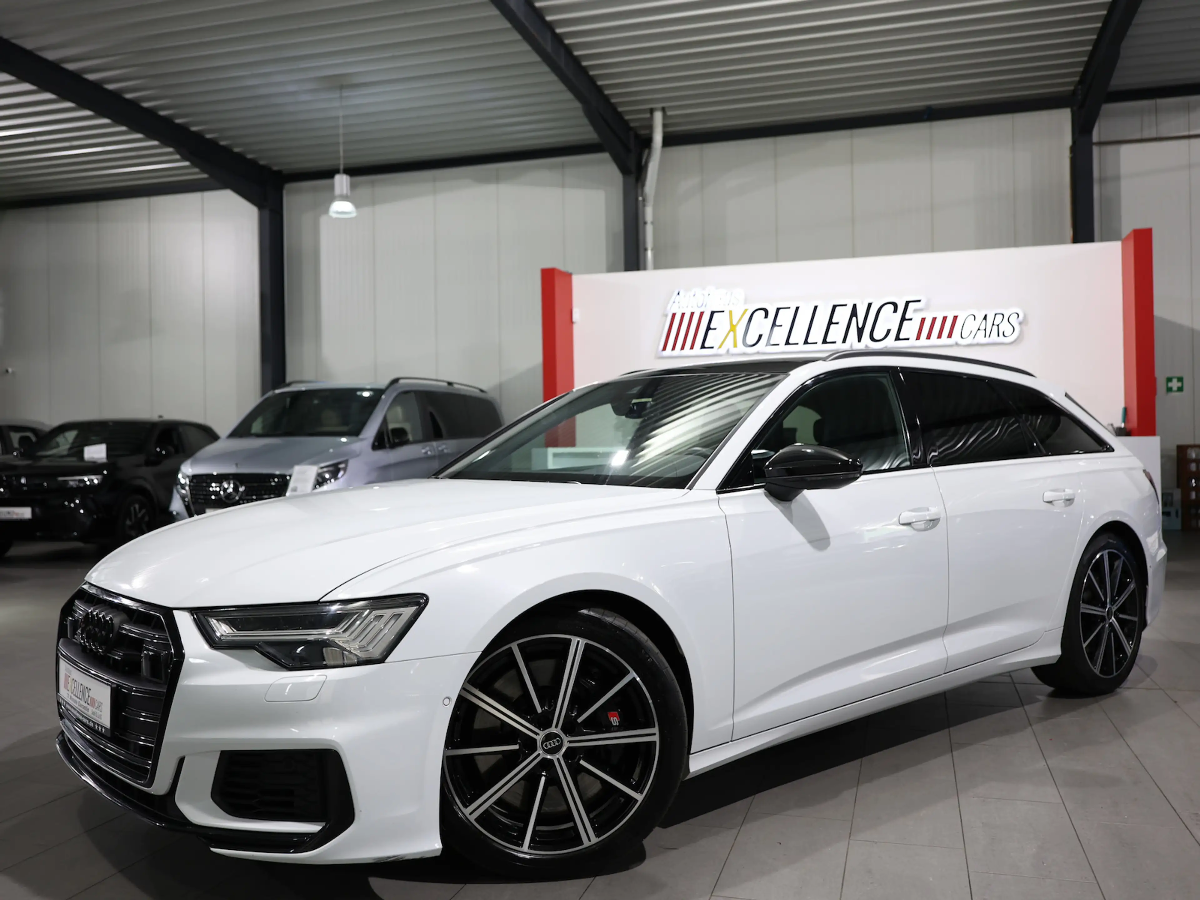 Audi S6 Avant 3.0 TDI Q S-LINE WHITE & BLACK PANORAMA — photo 5
