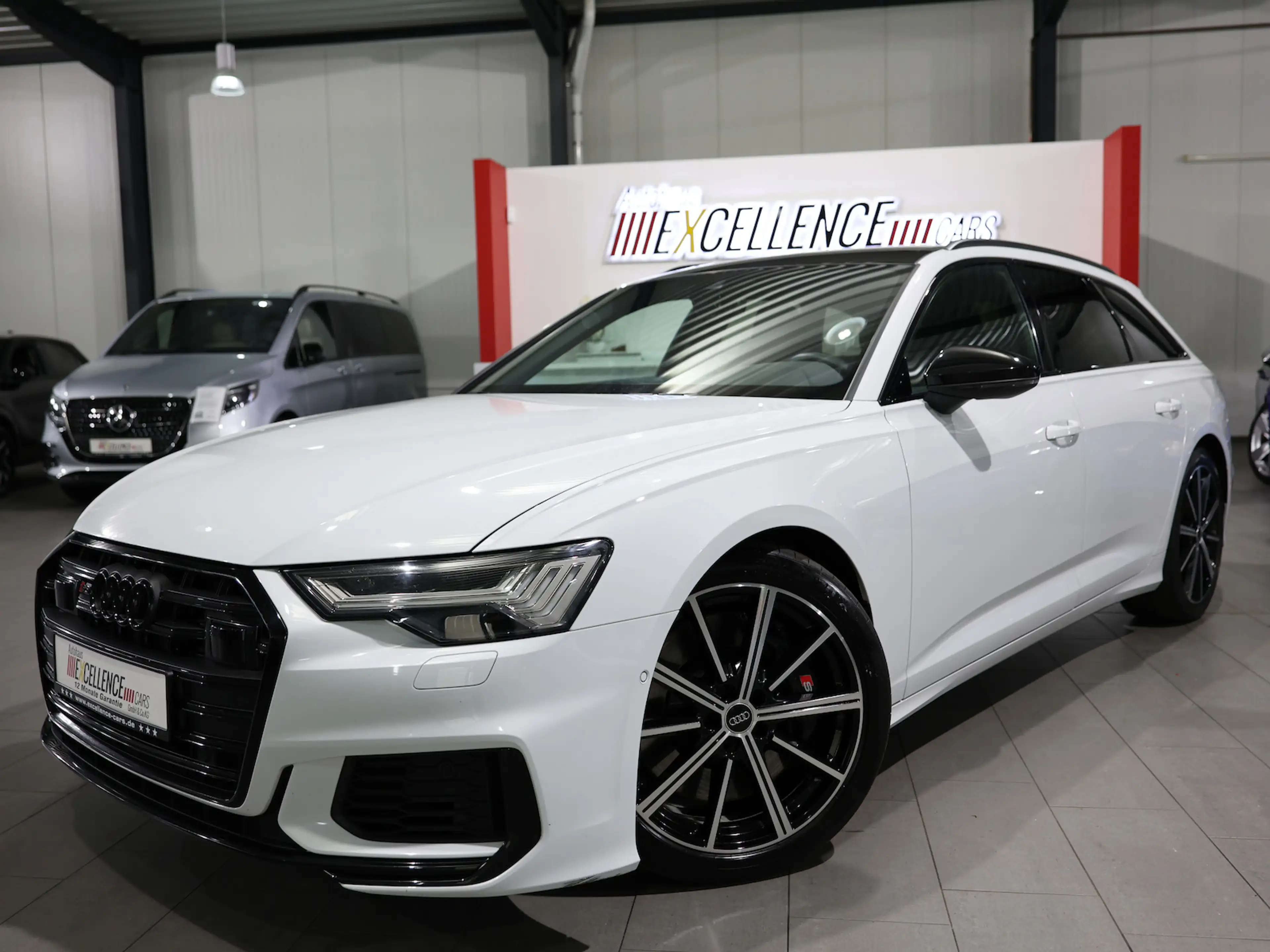 Audi S6 Avant 3.0 TDI Q S-LINE WHITE & BLACK PANORAMA — photo 4