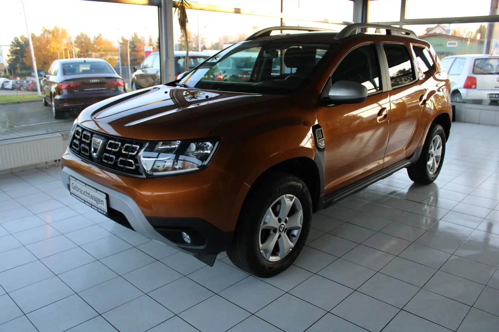 Dacia Duster II Comfort NAVI KAMERA SITZHEIZUNG Braun - 1