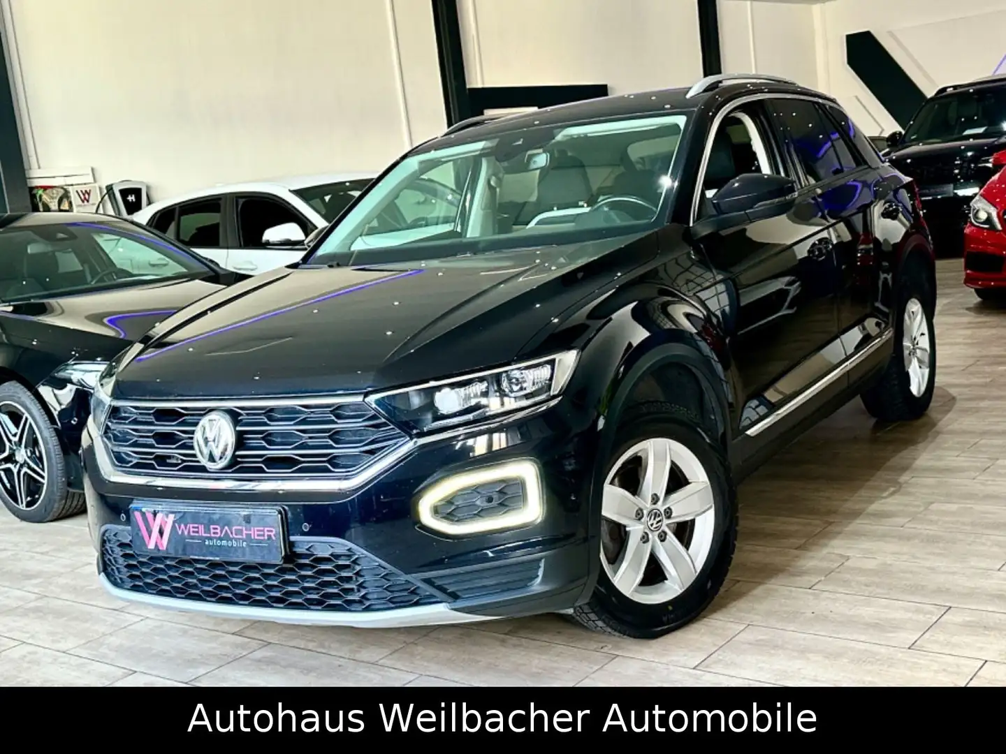 Volkswagen T-Roc Sport DSG * LED*Navi*Standheizung*AHK*ACC* Noir - 1