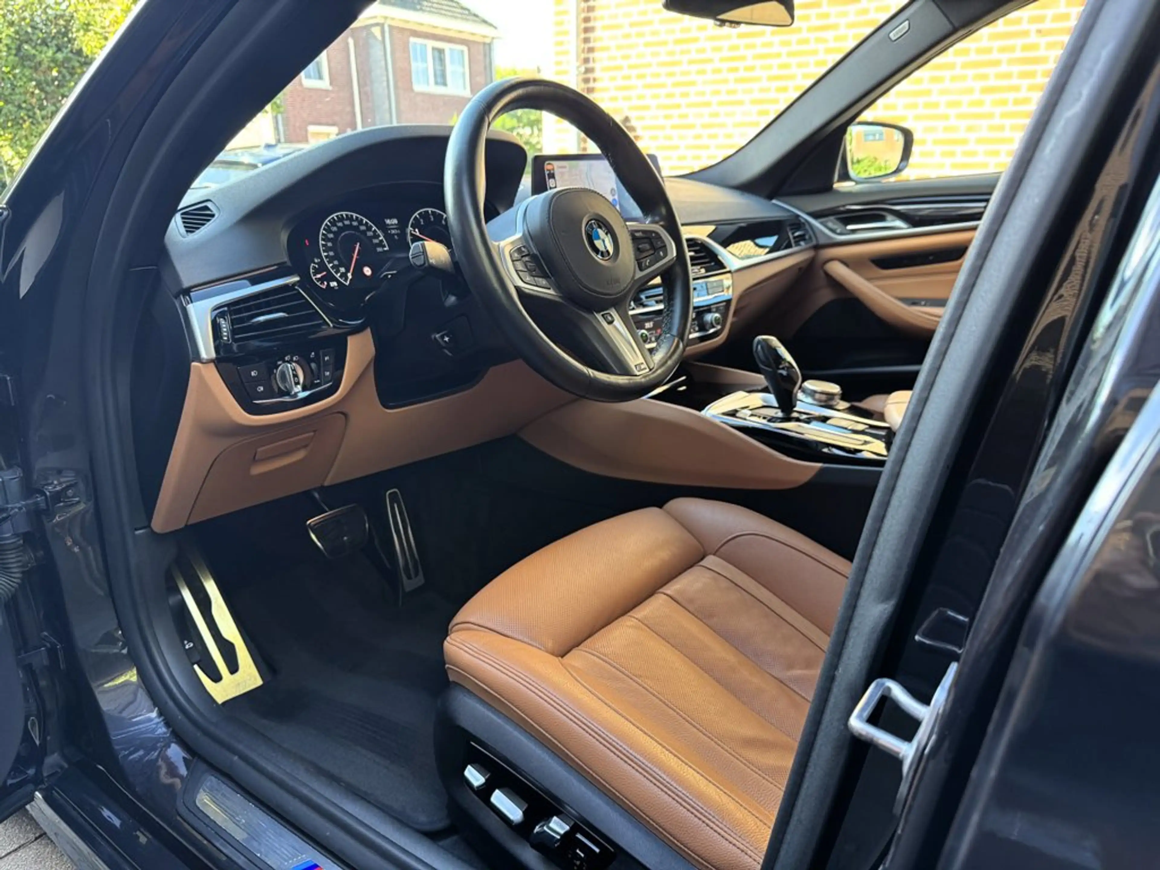 BMW 540 5-serie 540i High Executive| M SPORT| CARPLAY| ACC — photo 2