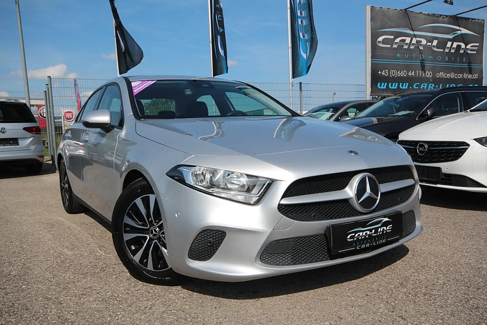 Mercedes-Benz A 200 d Aut. |NAVI |E-AHK |Rückfahrkamera ,... Silber - 1