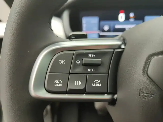 Jeep Avenger view 12