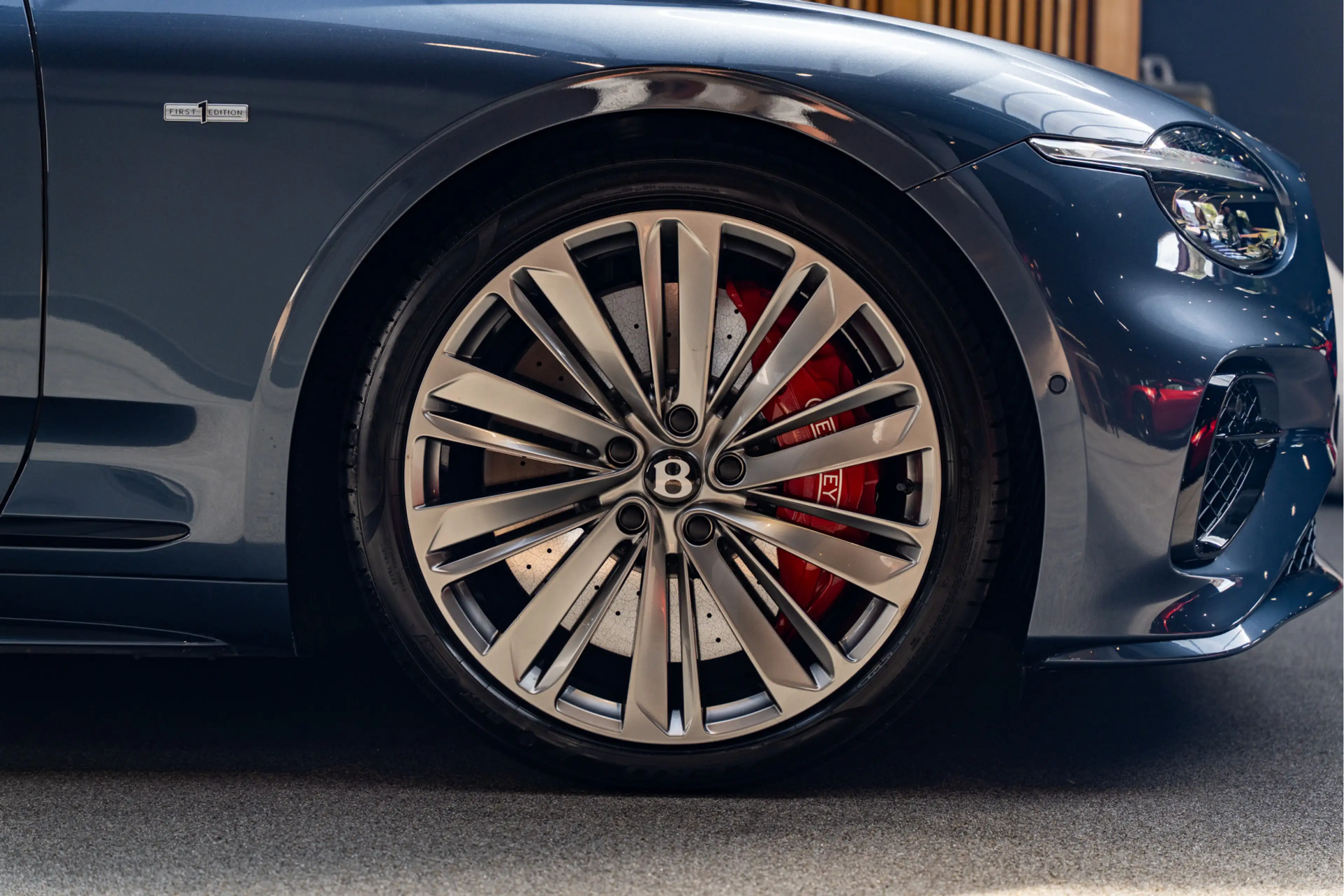 Bentley Continental GT First Edition Touring Specification 4.0 V8 Hybrid — photo 15
