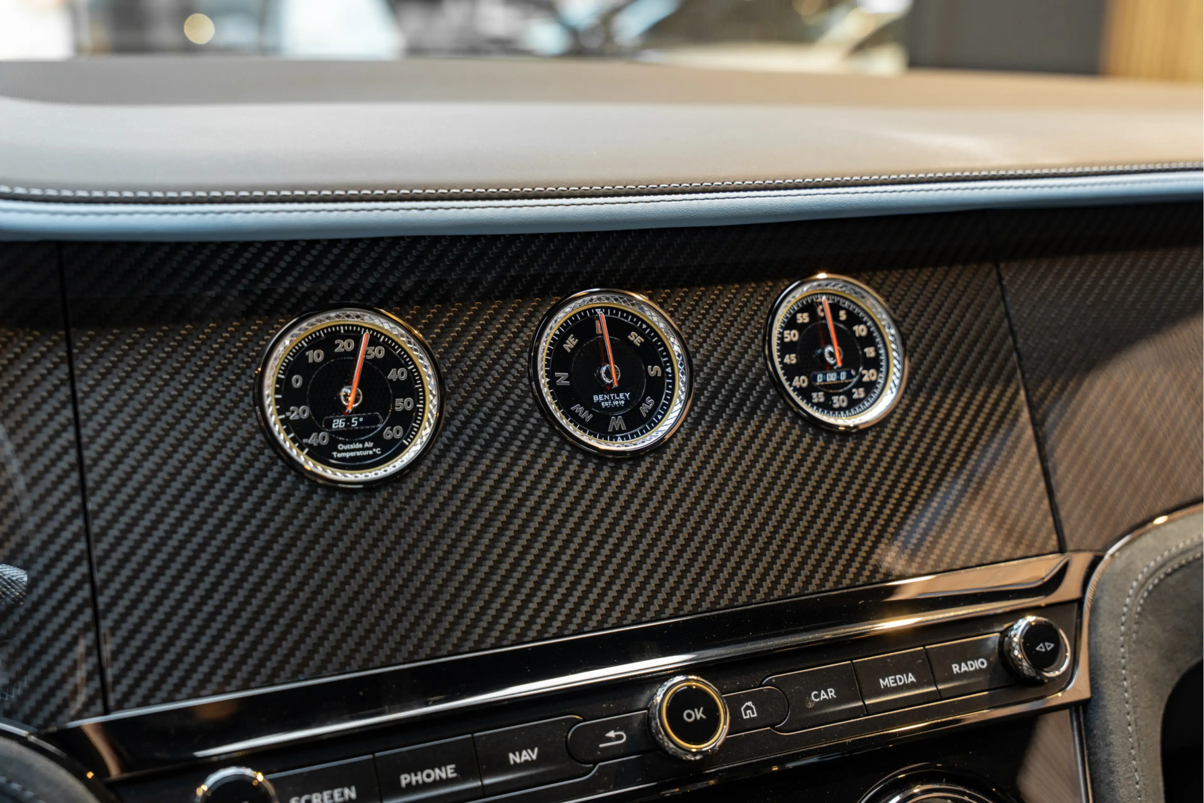 Bentley Continental GT First Edition Touring Specification 4.0 V8 Hybrid — photo 45