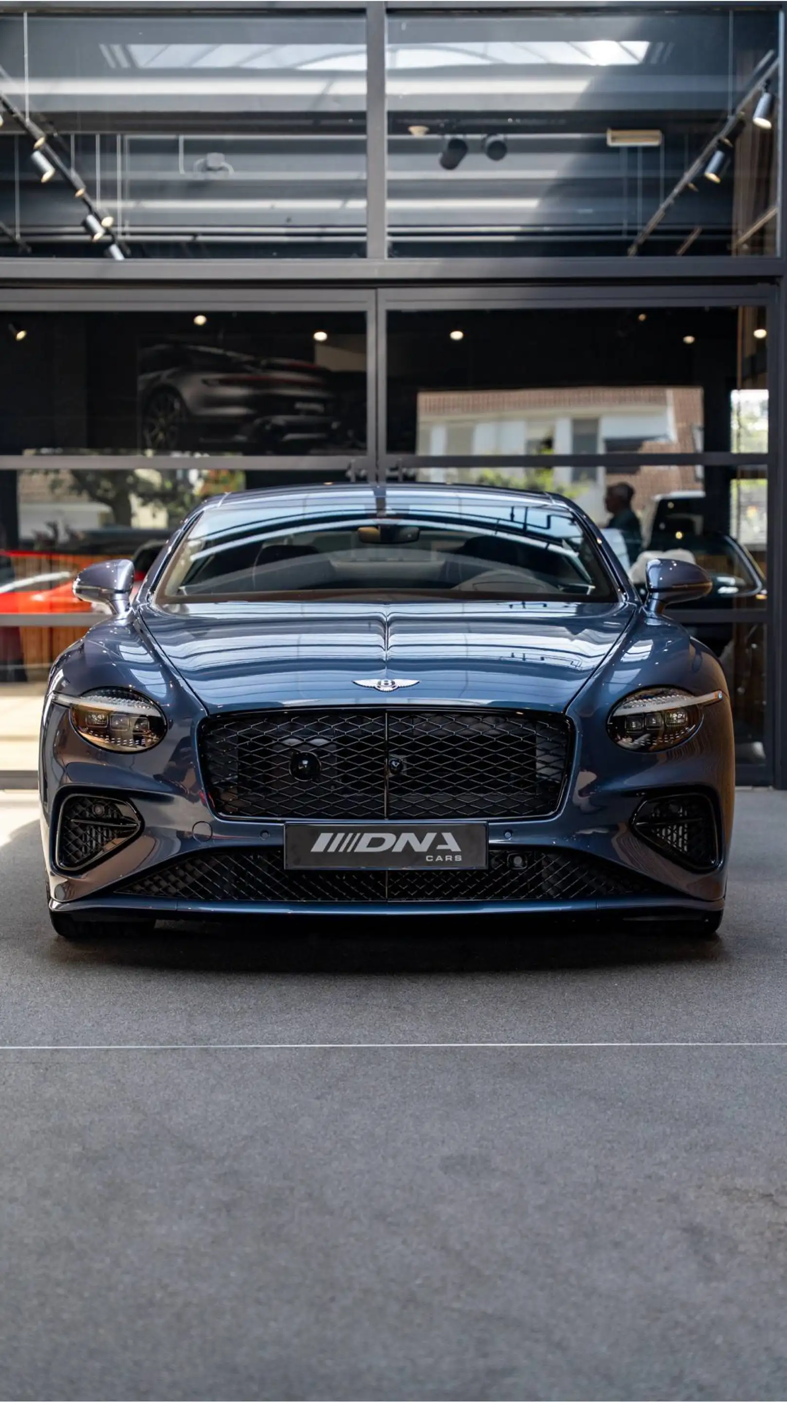 Bentley Continental GT First Edition Touring Specification 4.0 V8 Hybrid — photo 21