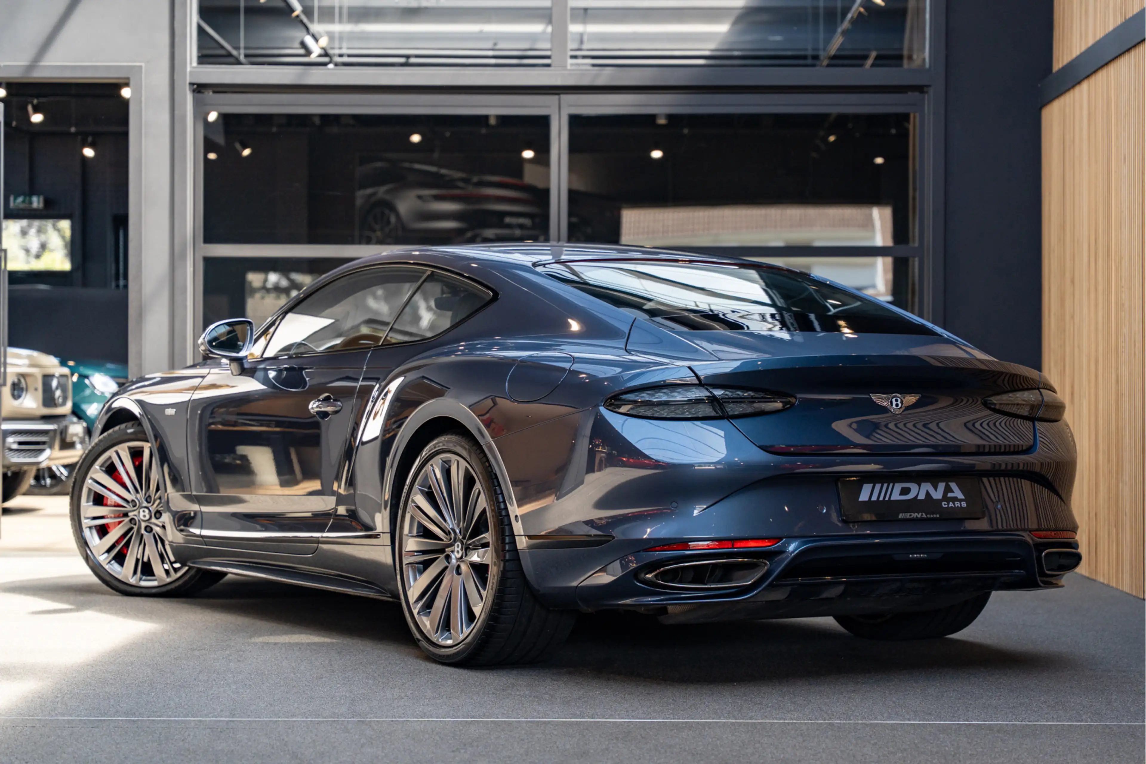 Bentley Continental GT First Edition Touring Specification 4.0 V8 Hybrid — photo 5