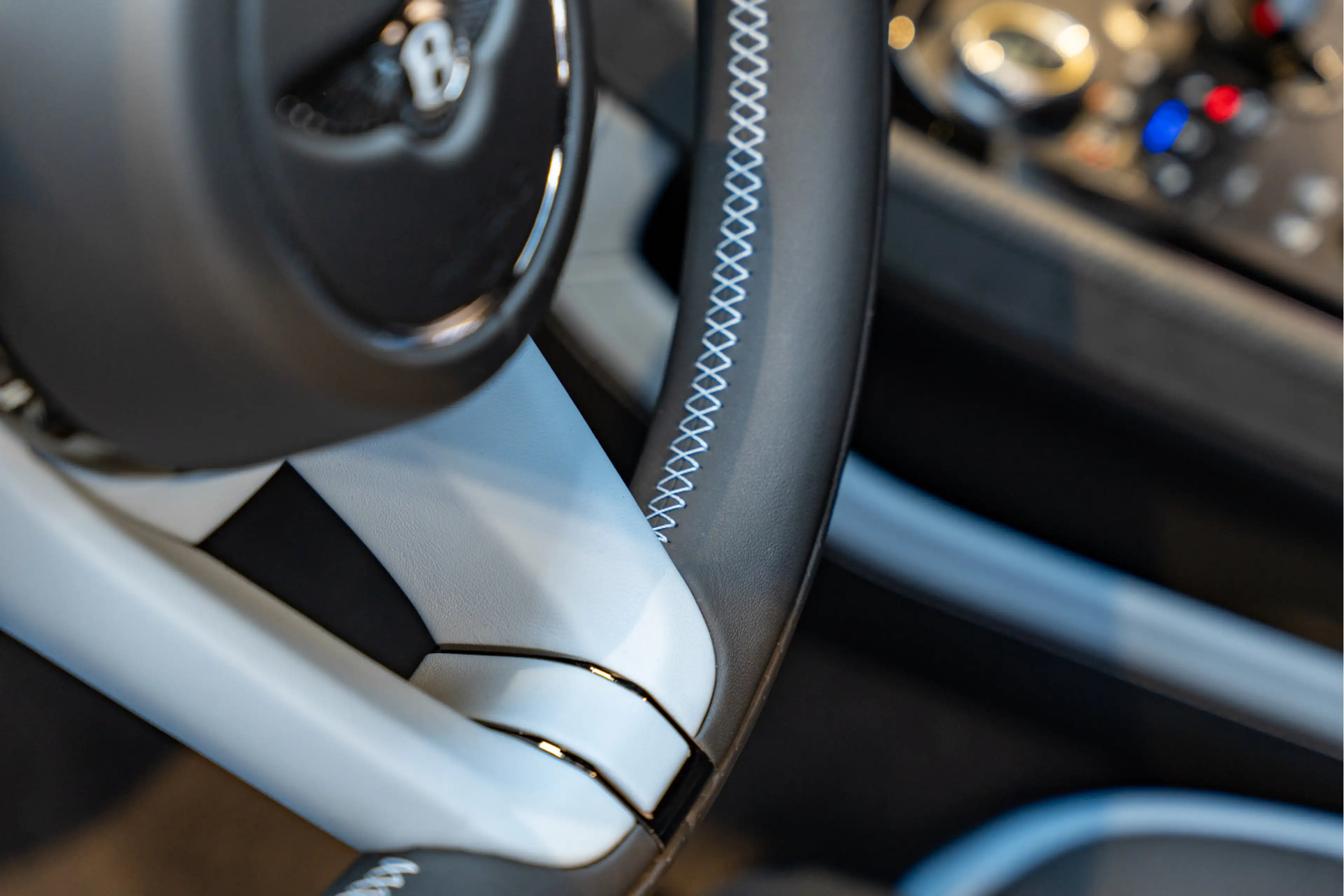Bentley Continental GT First Edition Touring Specification 4.0 V8 Hybrid — photo 33