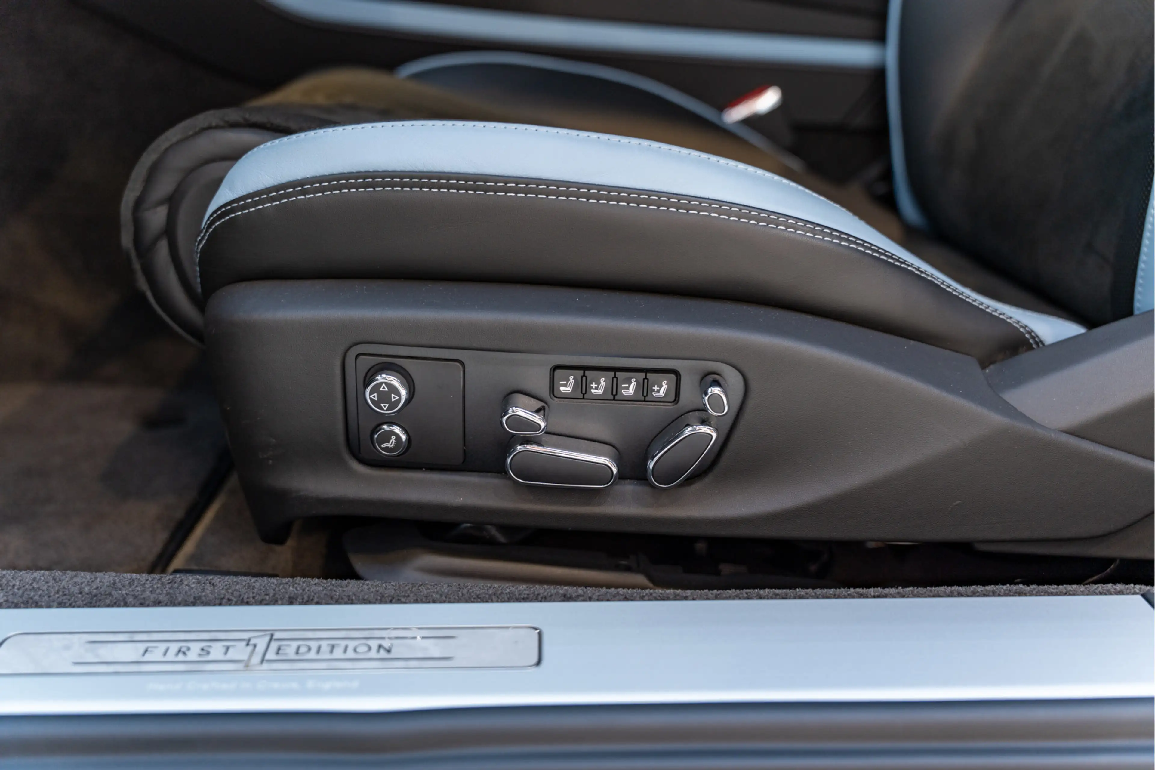 Bentley Continental GT First Edition Touring Specification 4.0 V8 Hybrid — photo 31