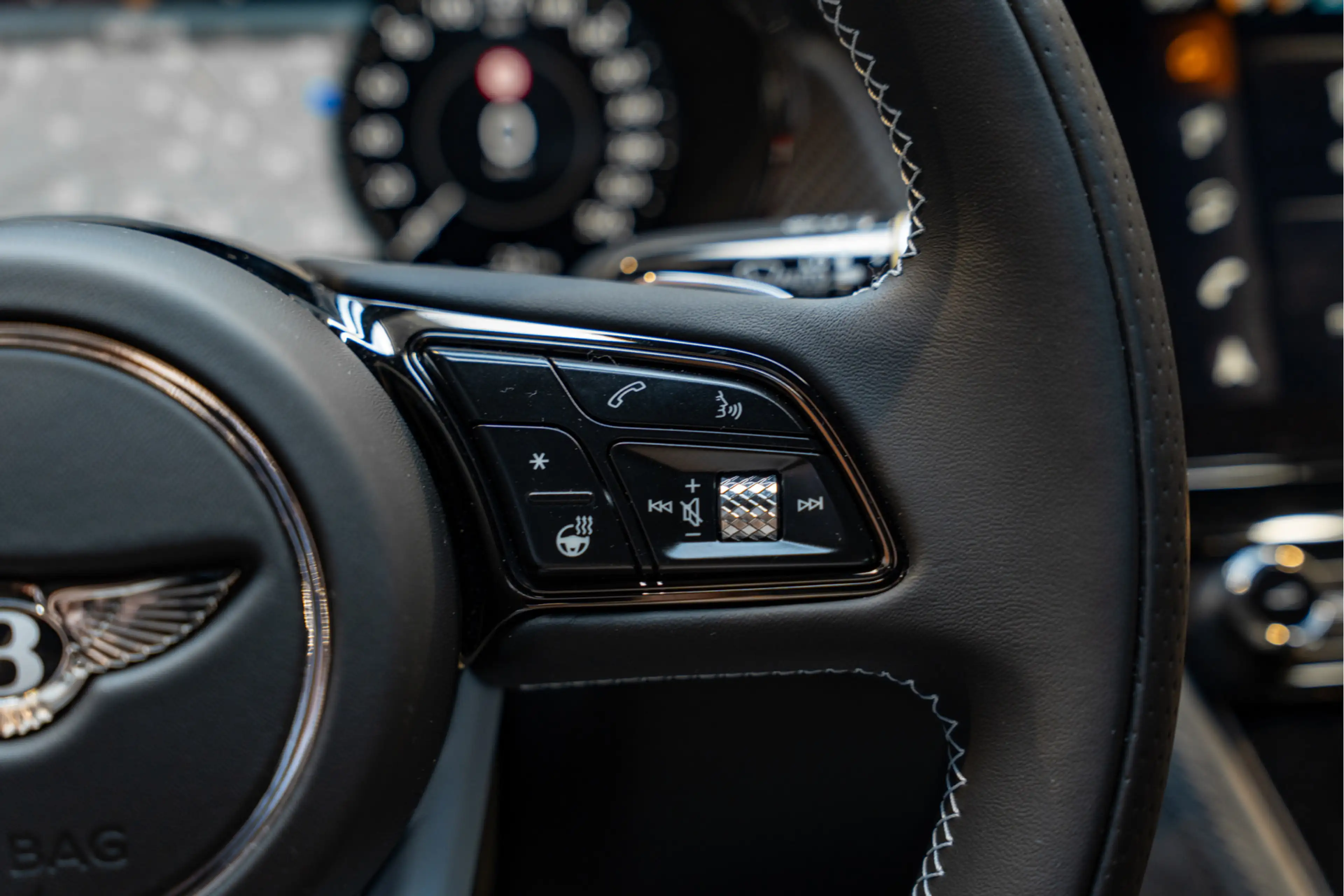 Bentley Continental GT First Edition Touring Specification 4.0 V8 Hybrid — photo 35