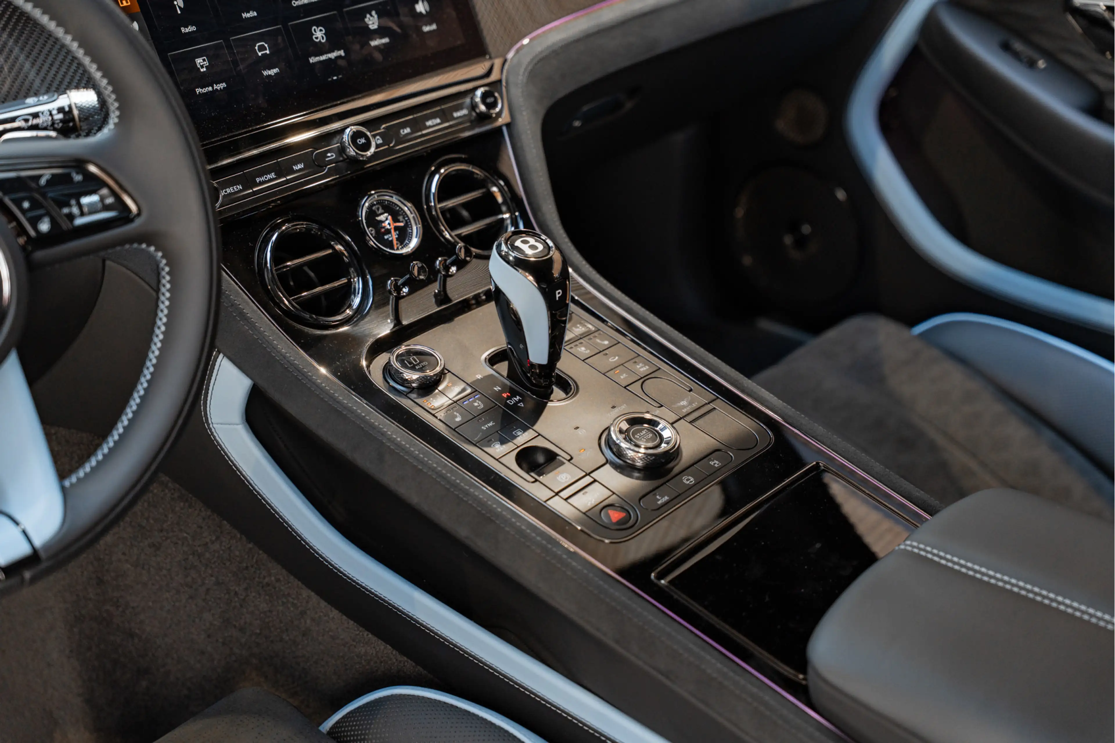 Bentley Continental GT First Edition Touring Specification 4.0 V8 Hybrid — photo 32